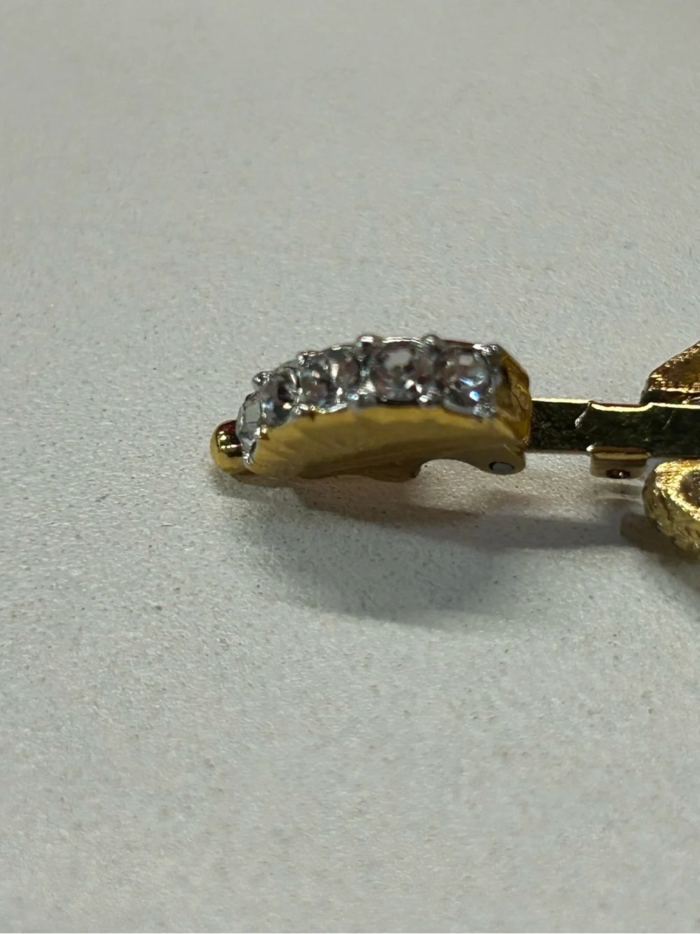 Fabulous vintage Atwood Sawyer gold plated couture style bracelet
